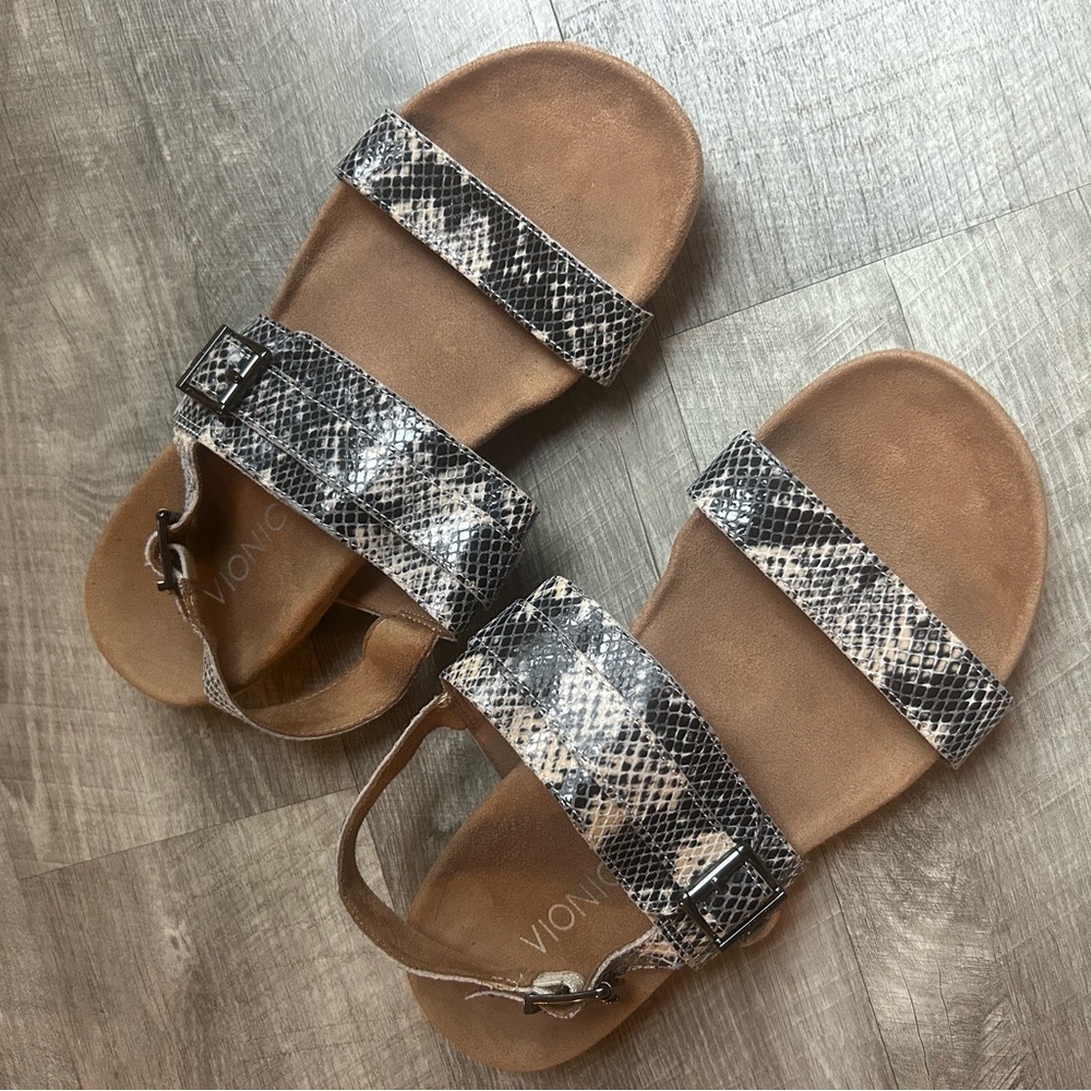 Vionic snakeskin sandals Samar size 8 - Picture 2 of 9